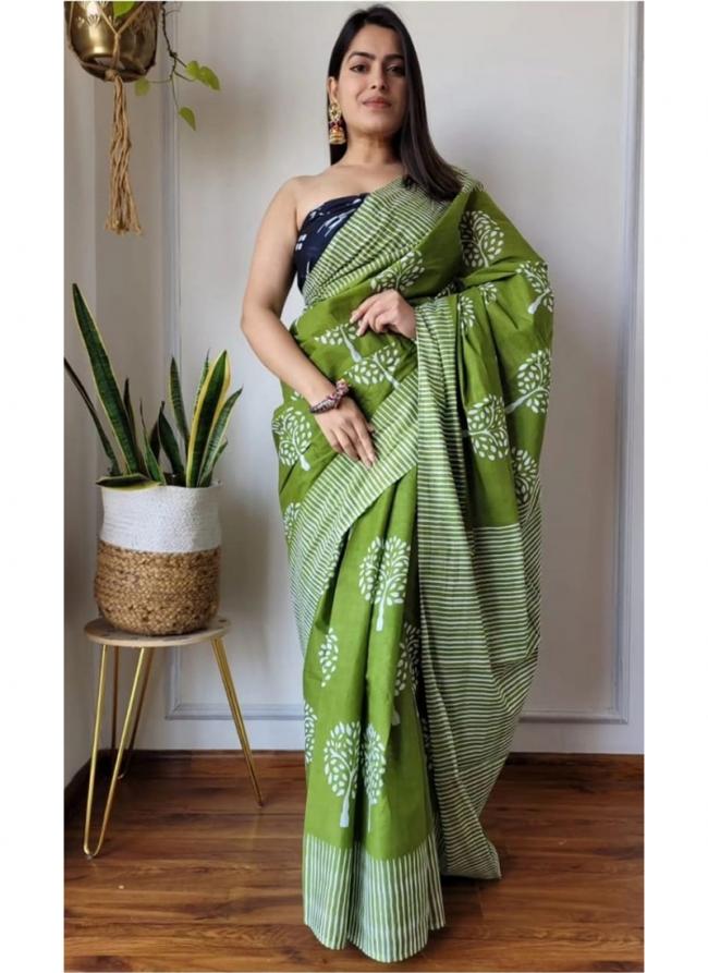 Soft Linen Green Casual Wear Printed Saree